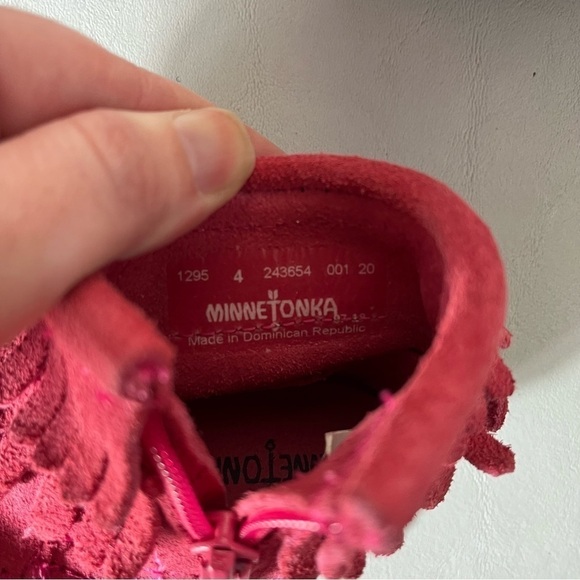 MINNETONKA Double Fringe Side Zip Boot - Picture 8 of 8